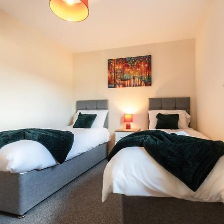 Best Price! 2 Bed City Centre - 4 Single Beds Or 2 Super King, Smart Tvs, Sofa Bed & Free Secure Parking Southampton Exterior photo