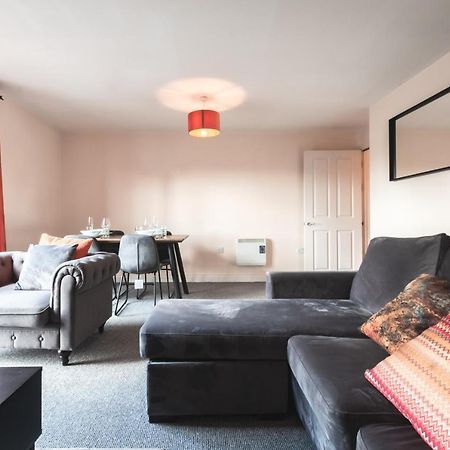 Best Price! 2 Bed City Centre - 4 Single Beds Or 2 Super King, Smart Tvs, Sofa Bed & Free Secure Parking Southampton Exterior photo