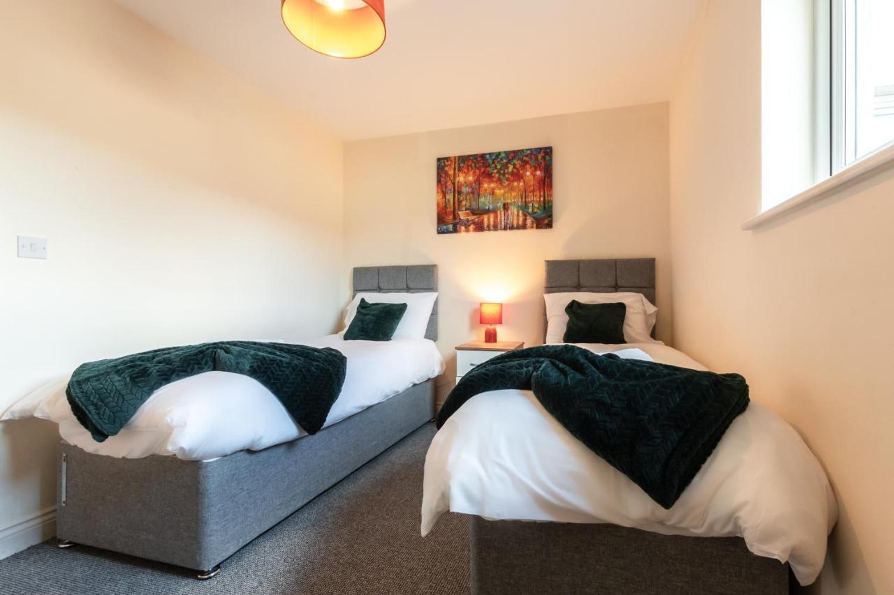Best Price! 2 Bed City Centre - 4 Single Beds Or 2 Super King, Smart Tvs, Sofa Bed & Free Secure Parking Southampton Exterior photo