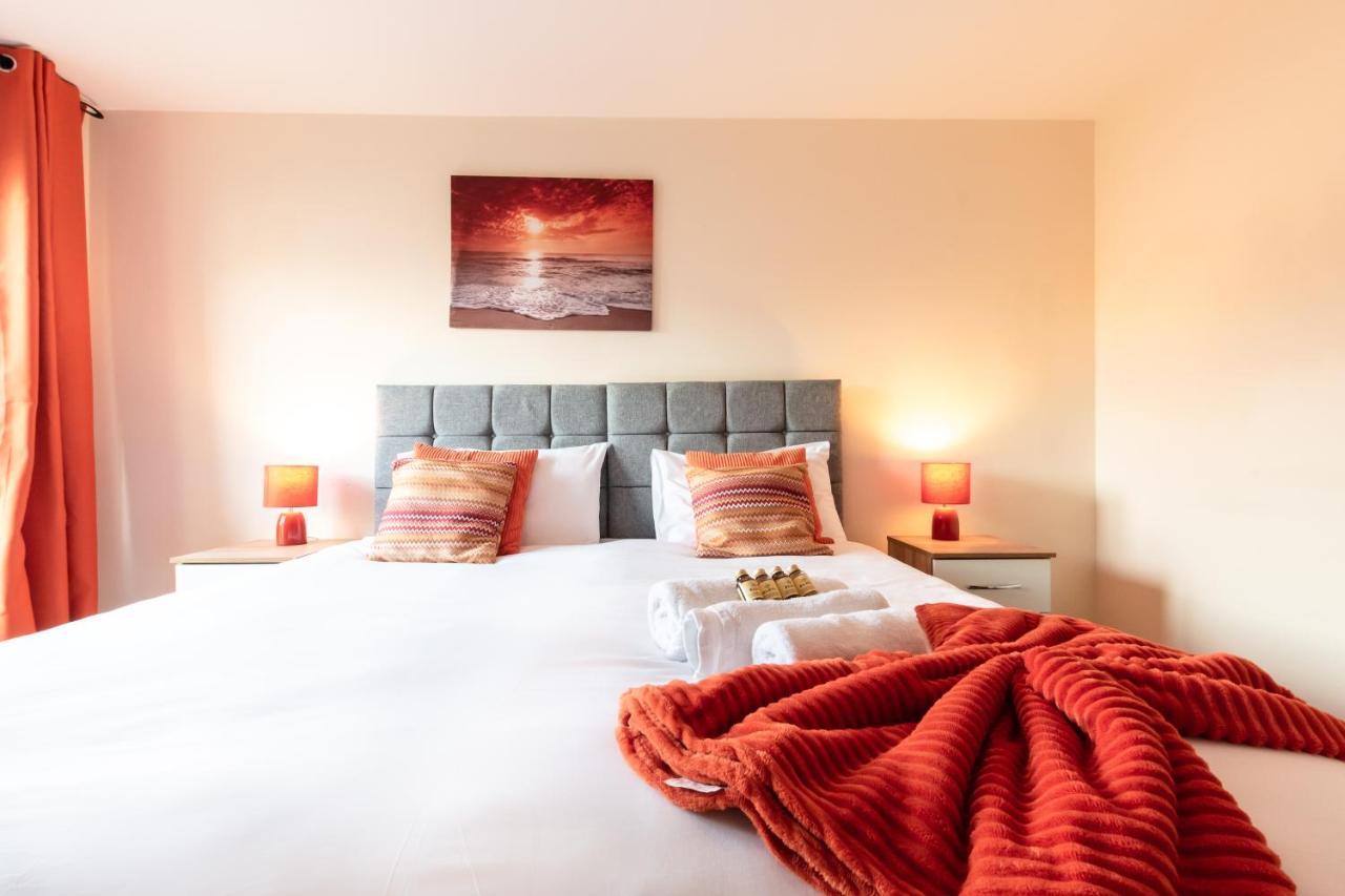 Best Price! 2 Bed City Centre - 4 Single Beds Or 2 Super King, Smart Tvs, Sofa Bed & Free Secure Parking Southampton Exterior photo