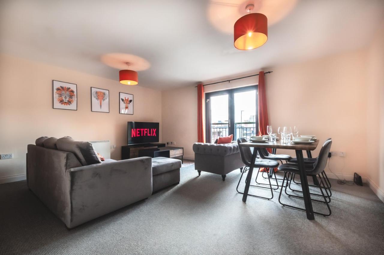 Best Price! 2 Bed City Centre - 4 Single Beds Or 2 Super King, Smart Tvs, Sofa Bed & Free Secure Parking Southampton Exterior photo