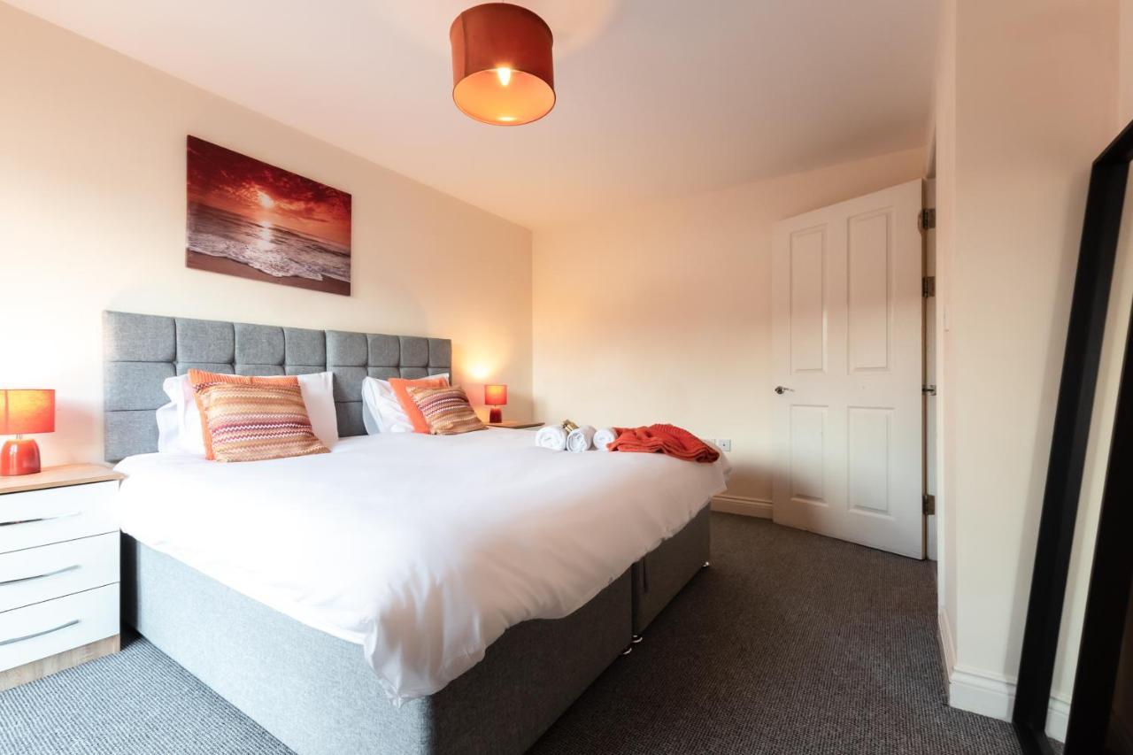 Best Price! 2 Bed City Centre - 4 Single Beds Or 2 Super King, Smart Tvs, Sofa Bed & Free Secure Parking Southampton Exterior photo