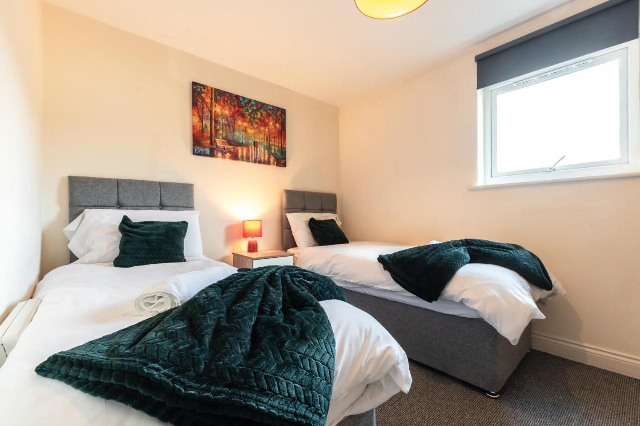 Best Price! 2 Bed City Centre - 4 Single Beds Or 2 Super King, Smart Tvs, Sofa Bed & Free Secure Parking Southampton Exterior photo